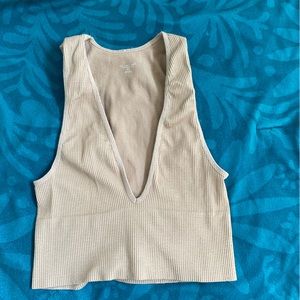 urban outfitters crop top.